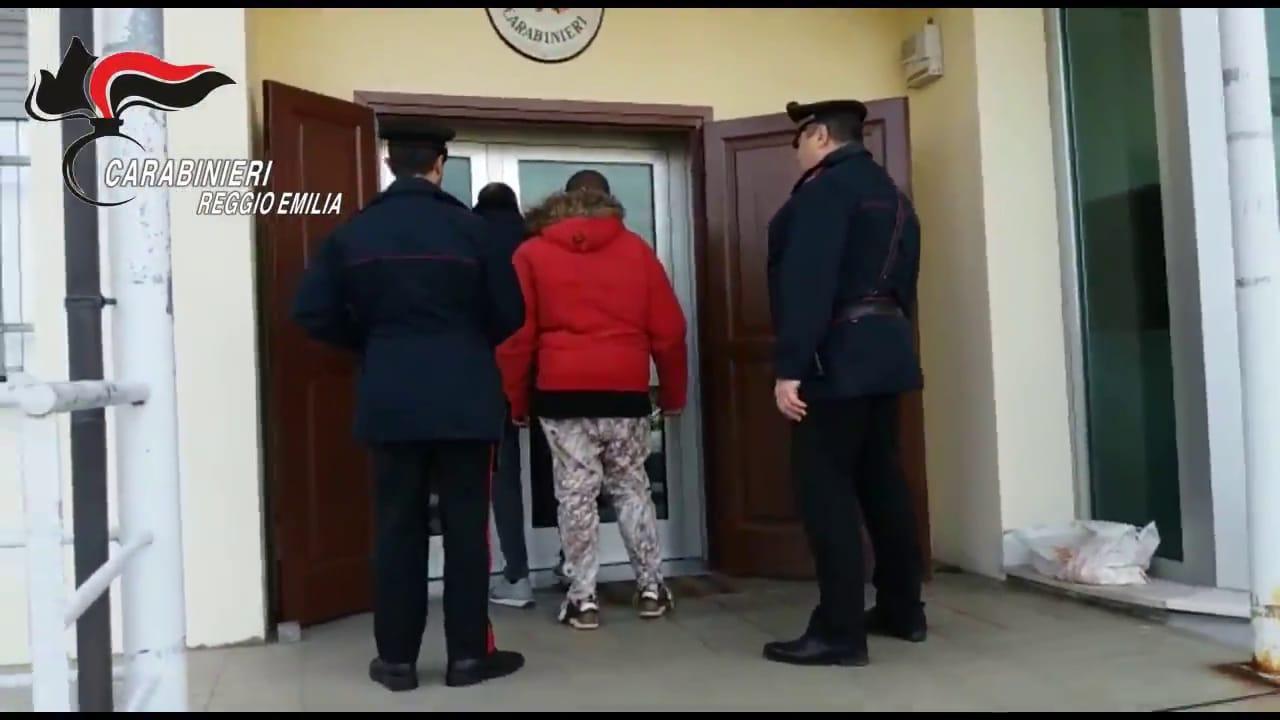 Lo spacciatore nigeriano arrestato dai carabinieri di Gattatico