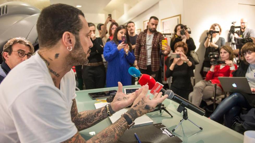 Corona chiede scusa a Riccardo Fogli: «Sono stato cattivo ora mi vergogno»