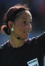 L’arbitro Carina Vitulano candidata sindaca con “Italia in Comune” 