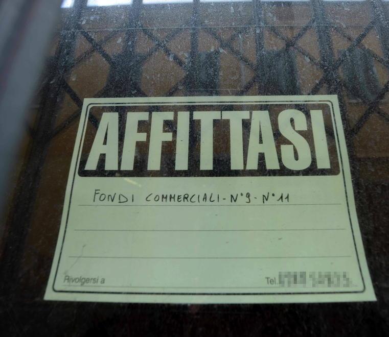 Centro pieno di scritte “affittasi” ma i canoni non scendono 
