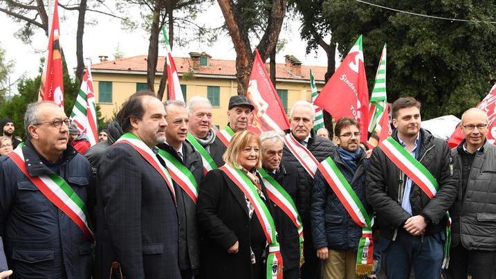 Sindaci invitati a Roma, niente blitz ma proteste alla Tirreno-Adriatico