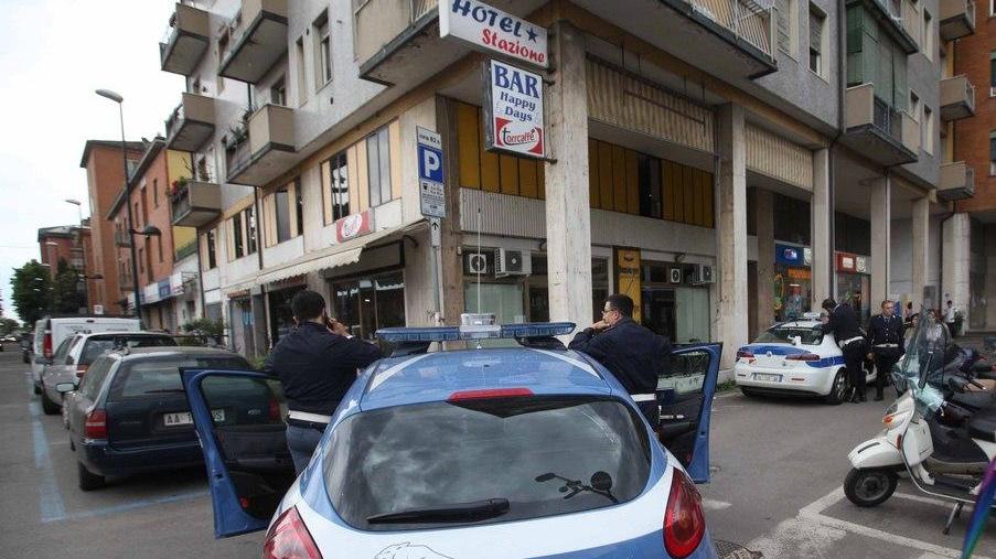 Molti pregiudicati tra le persone ospitate all’Hotel Stazione
