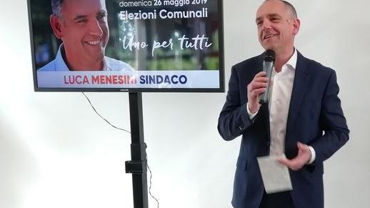 Per i primi cento giorni Menesini annuncia l’arrivo del taxi di paese