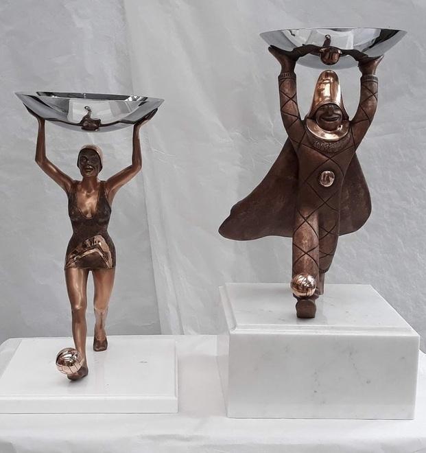 Un’Ondina in bronzo per le ragazze vincitrici della Viareggio Cup 