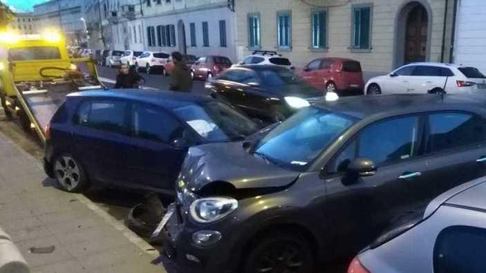 Danni all’auto del campione «Troppo veloci sul viale Italia»