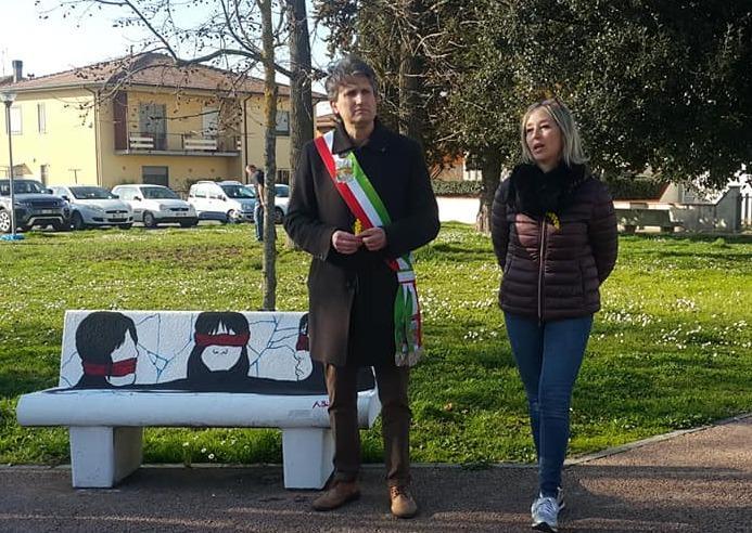 La panchina anti violenza