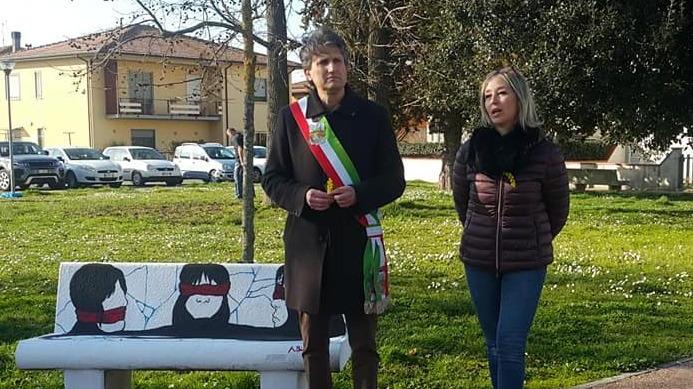 La panchina anti violenza