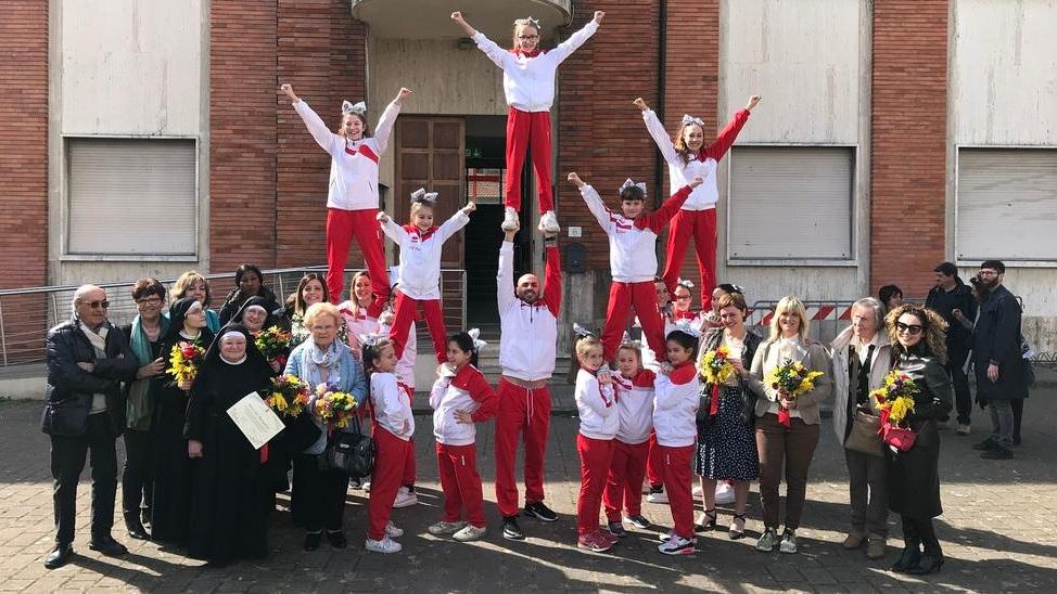 Applausi, targhe e mimose a 8 eccellenze santacrocesi «Siete il nostro orgoglio»