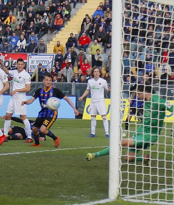 I rimpianti di Luca D’Angelo dopo il 90’ «Potevamo vincerla proprio nel finale...» 