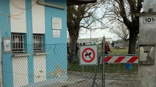 Ladri al campo sportivo Il bottino è magro tra spiccioli e merendine