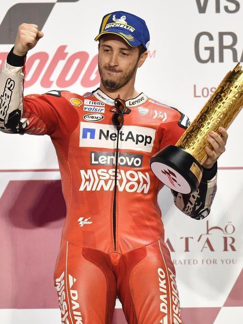 Dovizioso e la Ducati conquistano il Qatar con duello finale vinto contro Marquez 