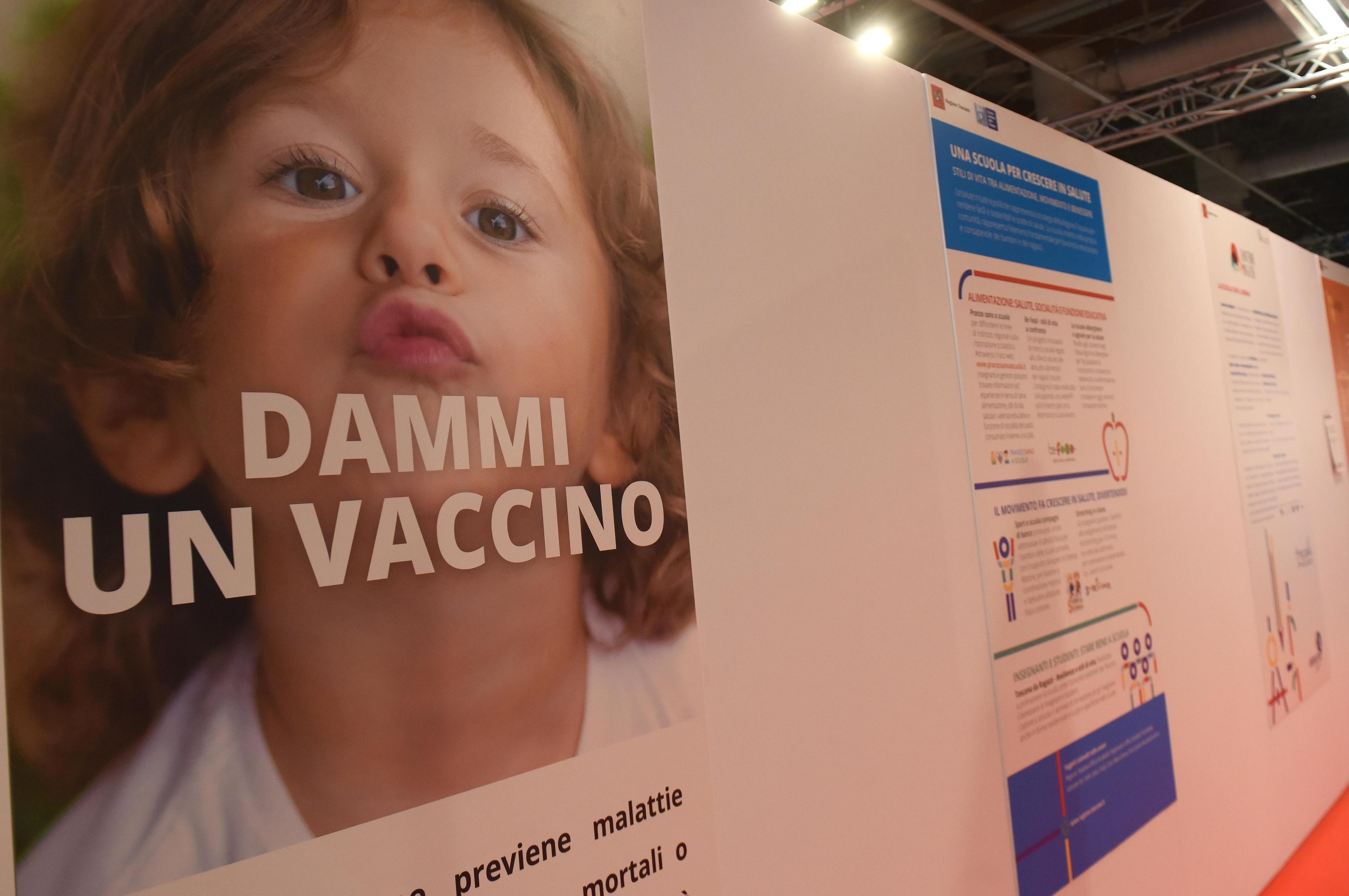 Il manifesto della campagna della Regione Toscana