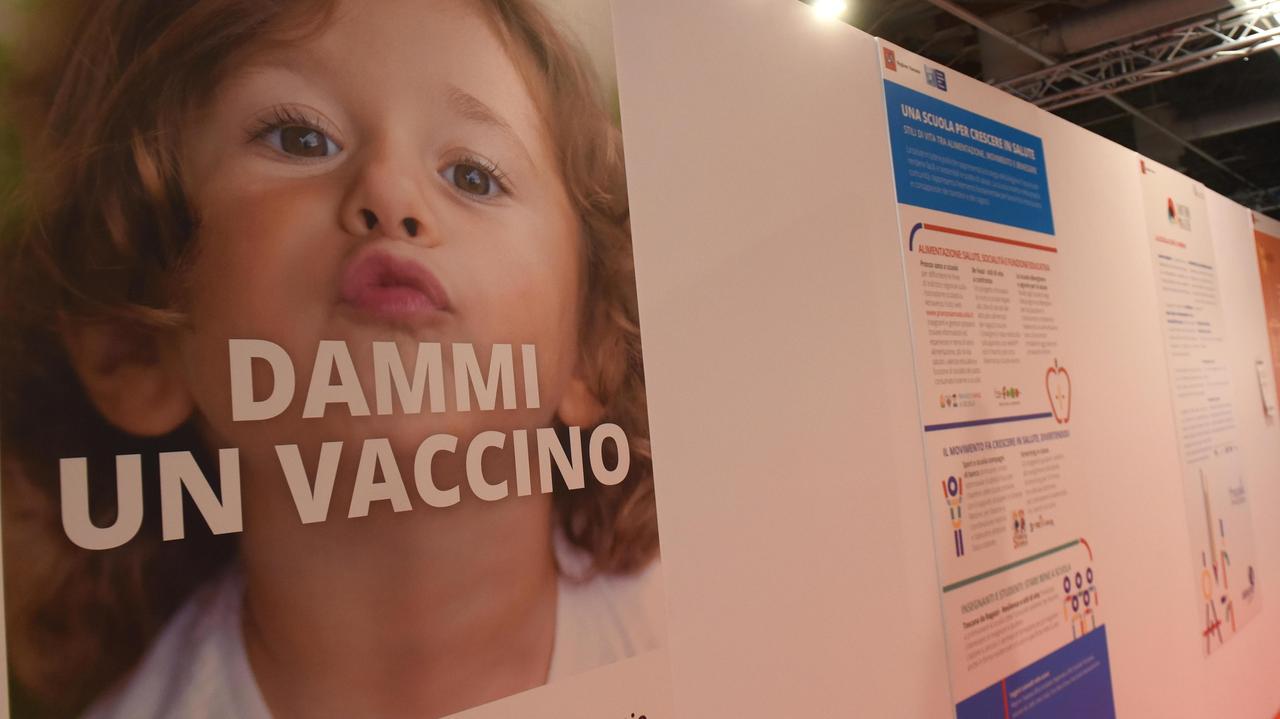 Il manifesto della campagna della Regione Toscana