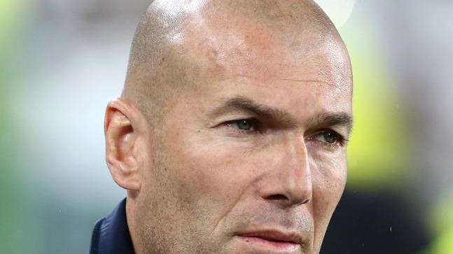 Zizou, ecco il colpo di teatro Perez sconvolge il mondo Real e fa tornare il guru francese