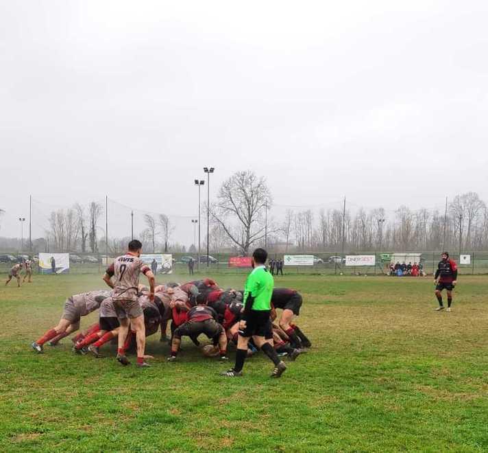 I rossoneri stendono Pistoia e restano in corsa nei playoff 
