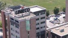 La crisi ha svuotato le sedi la torre di Unieco è in vendita