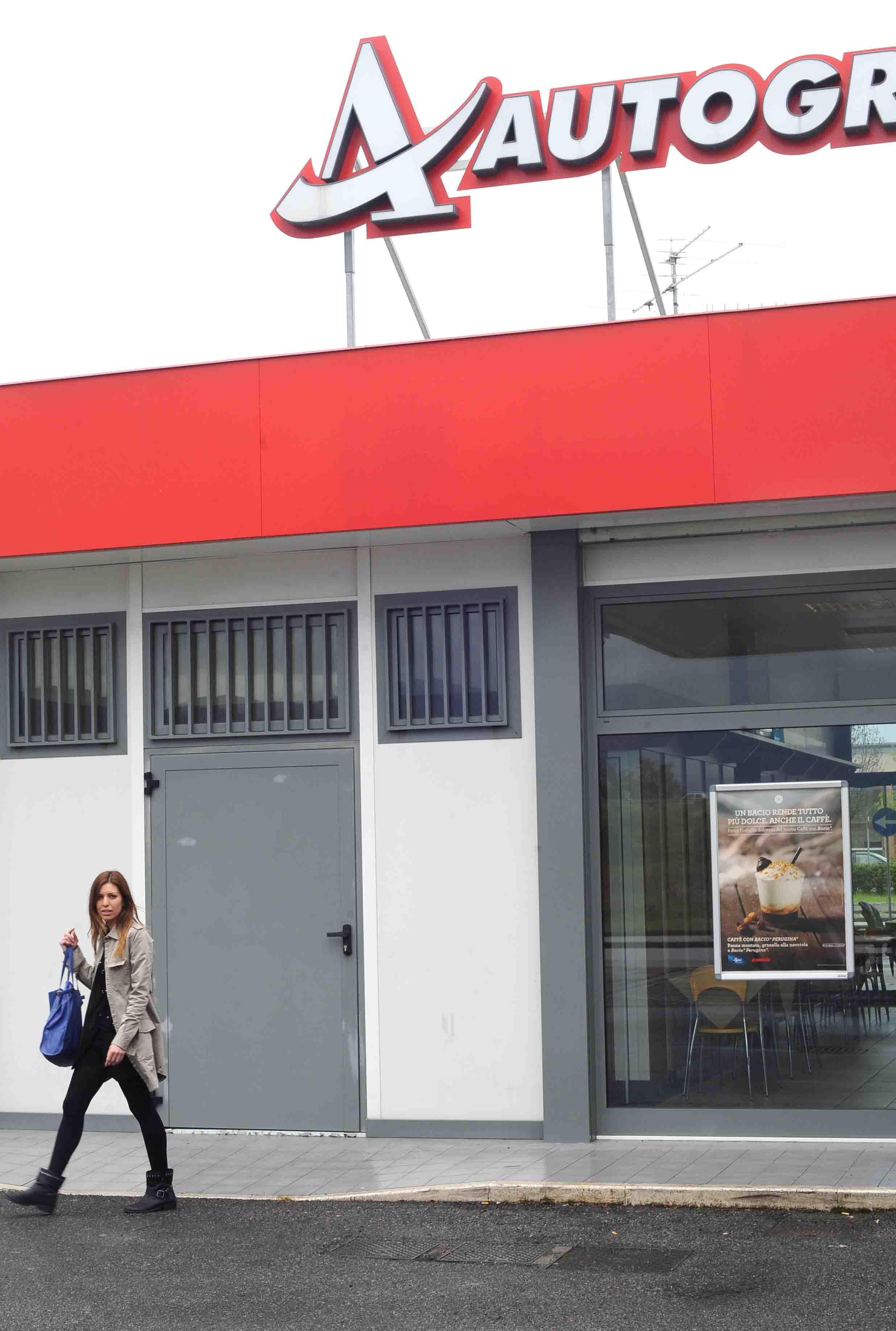 Autogrill assume quattro operatori a Cecina e a Piombino