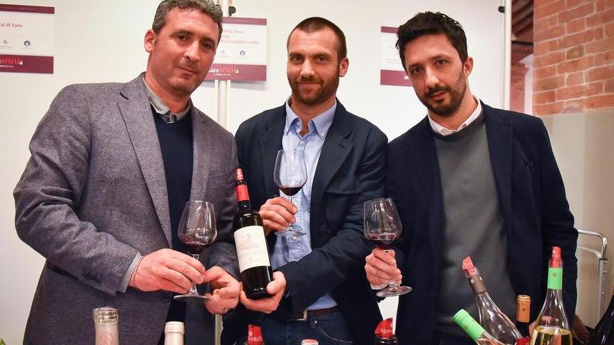 In fila in centinaia per degustare i calici Doc Porte aperte un’ora e mezza prima del previsto
