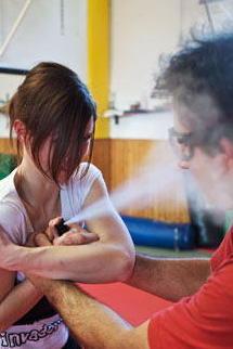 Imparare a difendersi anche con lo spray In aprile corso gratuito 