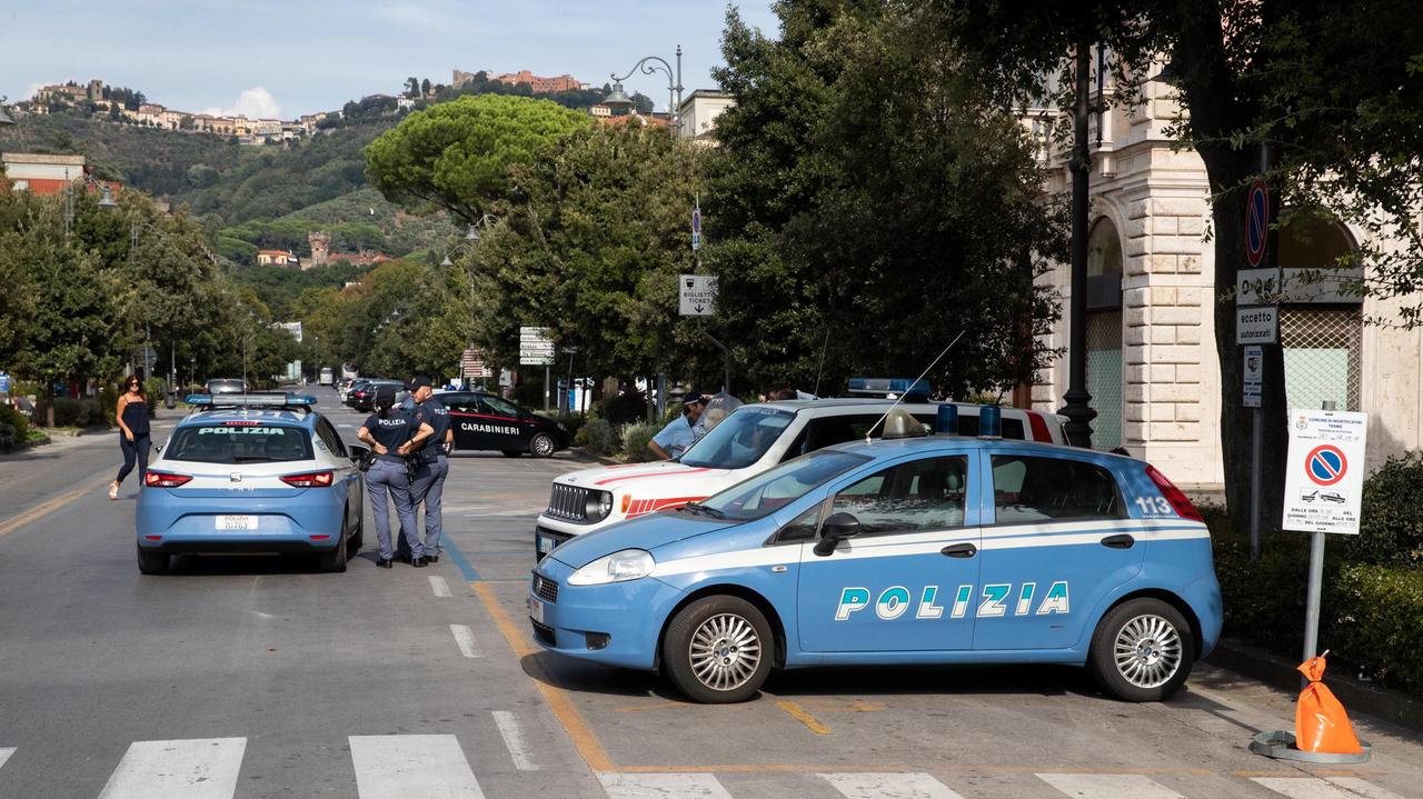 Polizia nel viale Verdi (foto d'archivio)