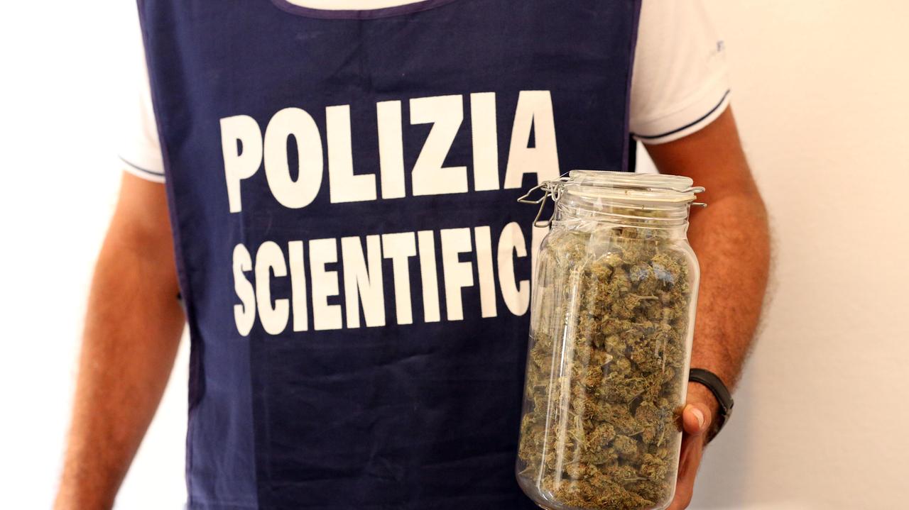 Alcune dosi di hashish (foto d'archivio)