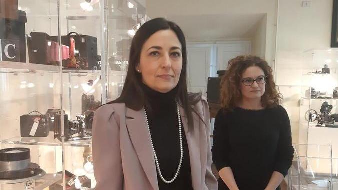 La rabbia delle dipendenti dell’archivio fotografico: «Non sapevamo nulla della chiusura»