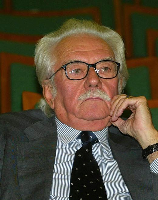 Il consiglio ha deciso Alberto Asor Rosa sarà cittadino onorario 