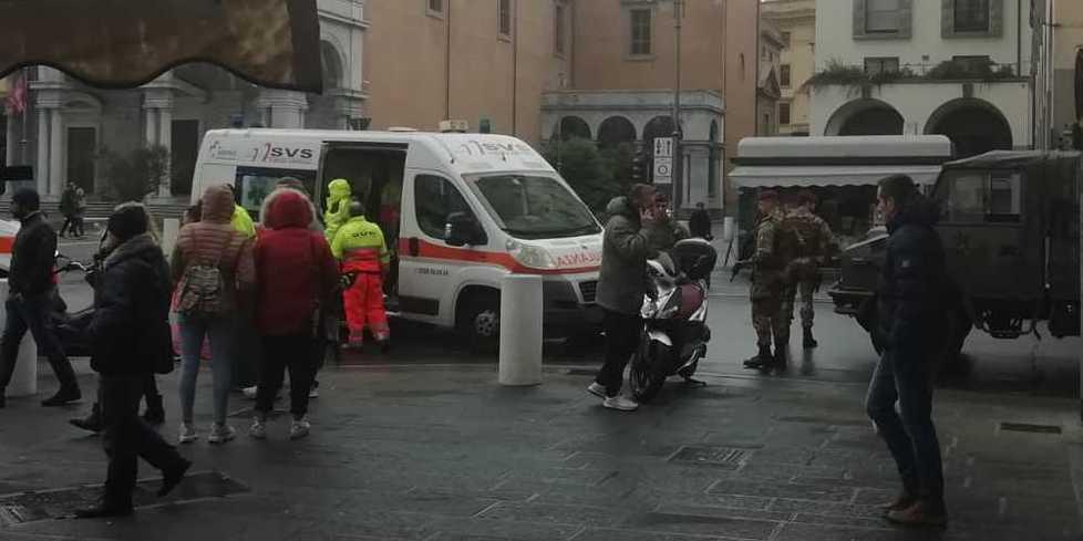 Investe un pedone in scooter