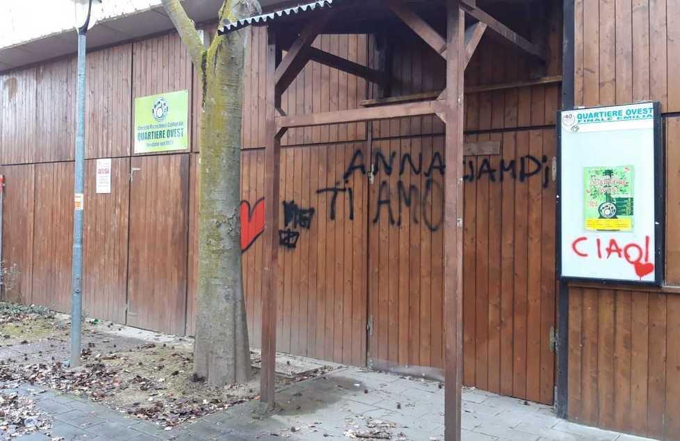 Denunciate due giovani bande Graffiti e furto in stazione