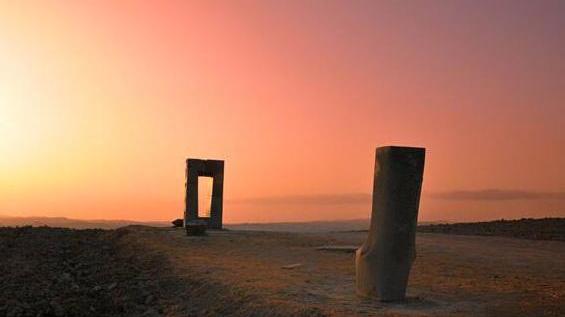 Anche la Toscana ha la sua Stonehenge: Asciano, meraviglia di colori e di luce