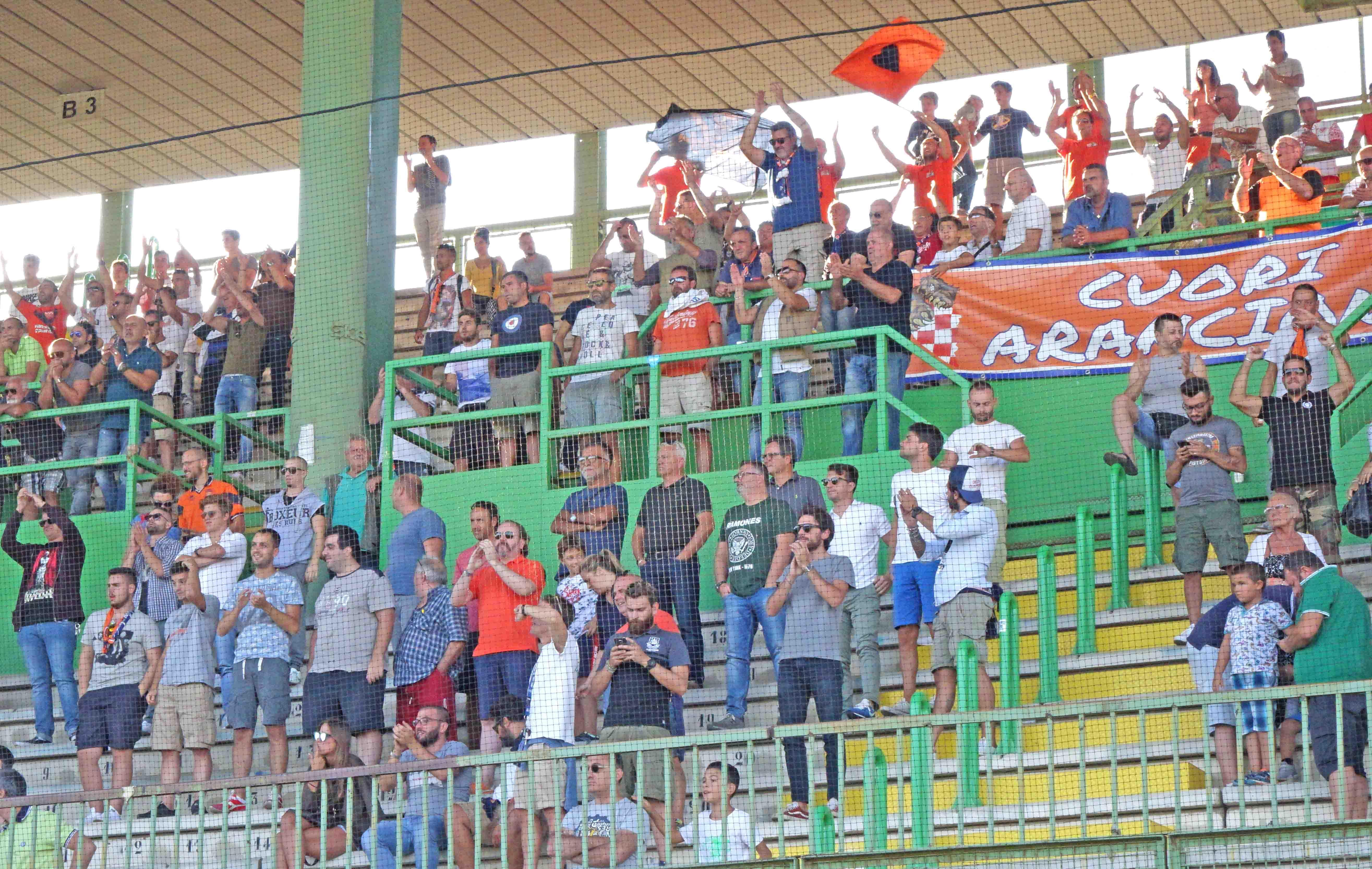 Stadio, via ai lavori alla tribuna ovest senza interrompere il campionato 