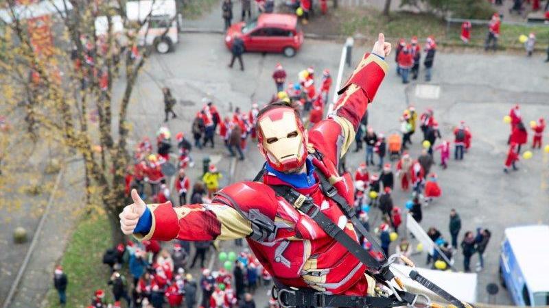 Uno dei supereoi che si esibiranno sabato 16 marzo all'Opa