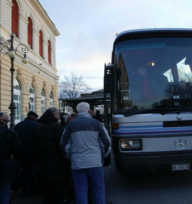 Al via nuova corsa bus ecco tutte le fermate della linea Corti 