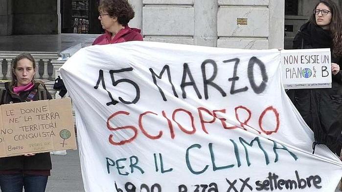 Sciopero globale per il clima, corteo dal municipio fino a piazza S. Caterina