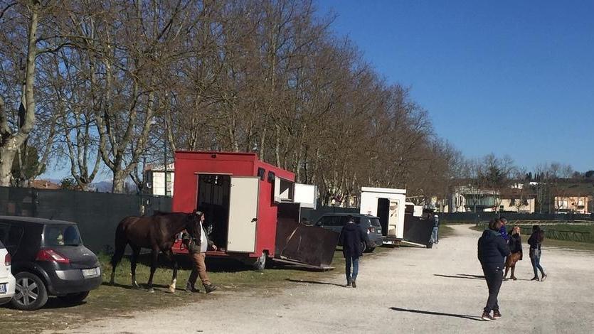 I fantini assaggiano la Buca e iniziano le grandi manovre