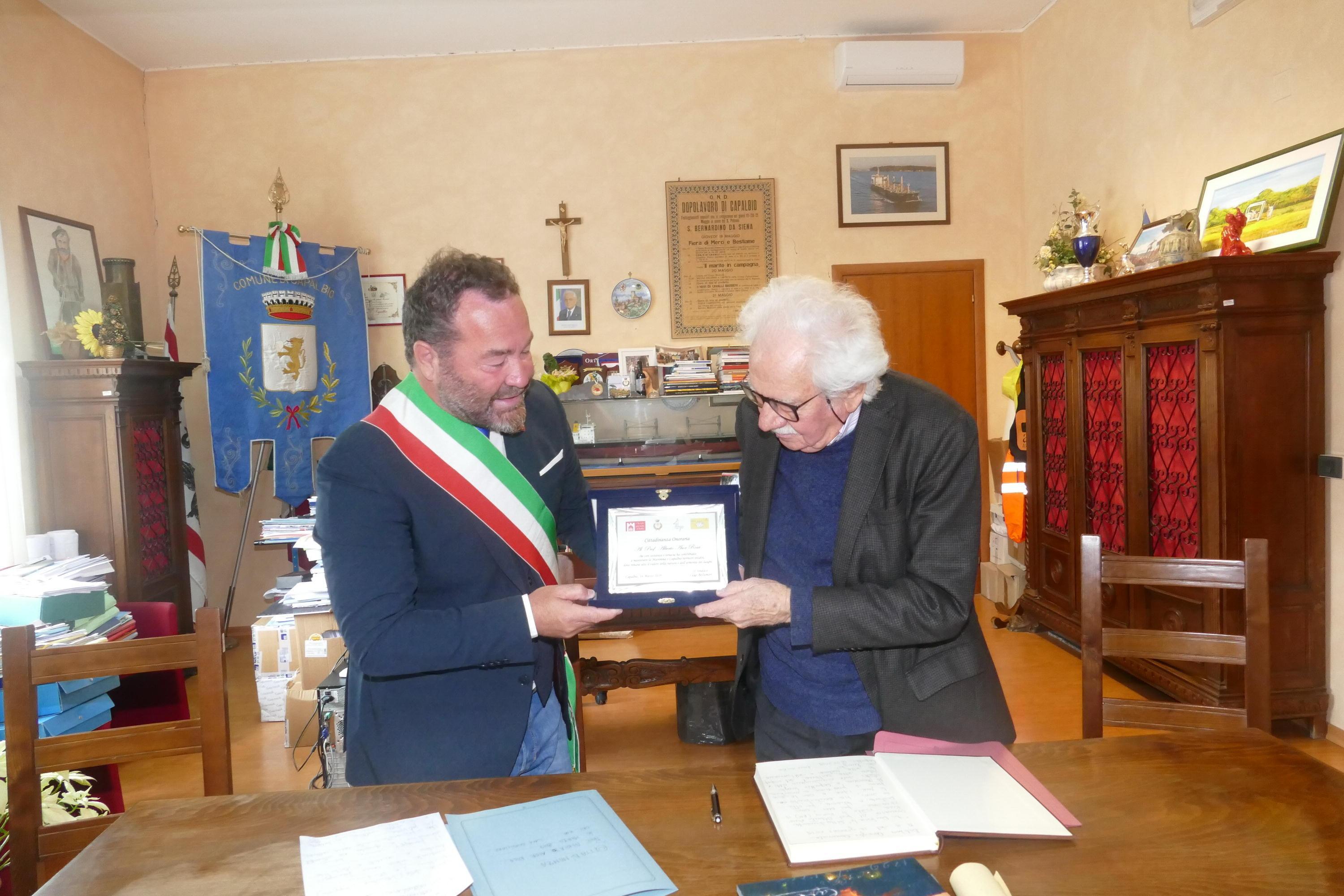 Asor Rosa e il sindaco Bellumori