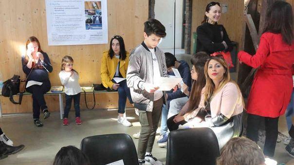 Tutti in fila al Tecnopolo con un unico sogno: «Chissà che sia il mio trampolino di lancio»