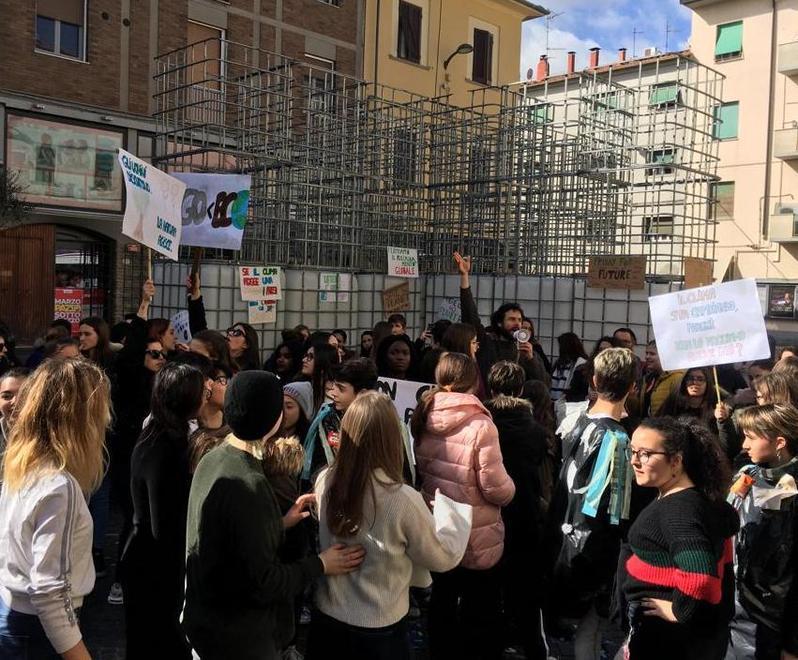 «Cambiamo il mondo, ma facciamolo in fretta» 