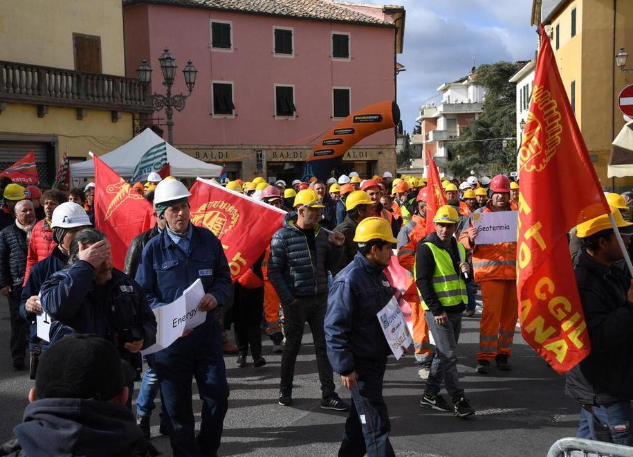 Il grido d’aiuto di 200 operai «No ai tagli alla geotermia» 