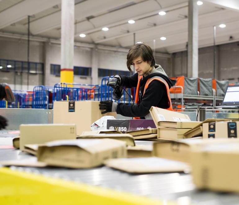 Il corriere pistoiese fa boom con Amazon e si espande anche a Varese e in Piemonte 