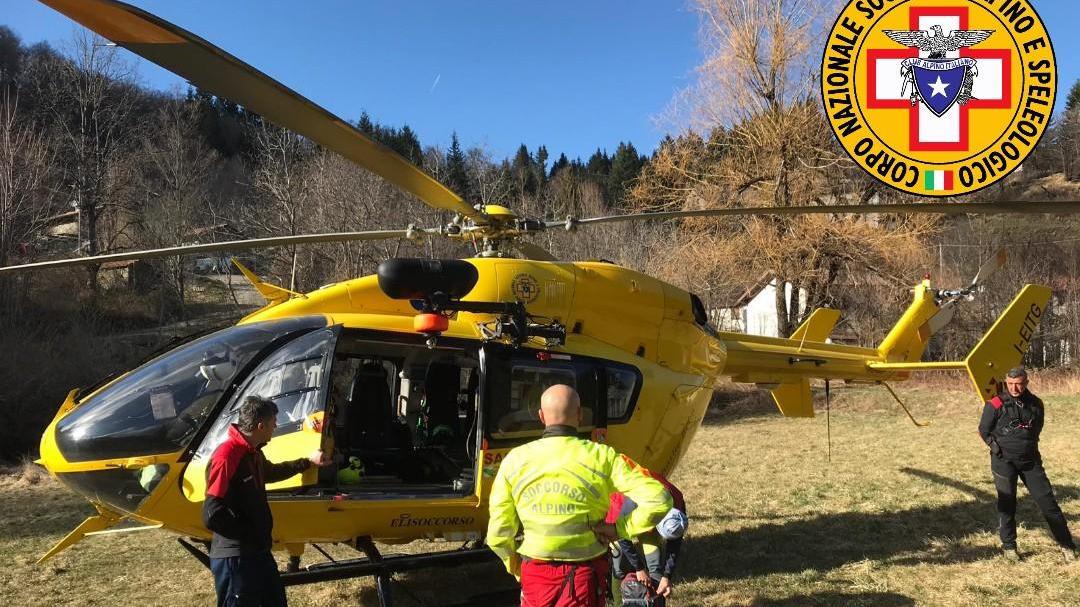 Gli uomini del Soccorso alpino in azione
