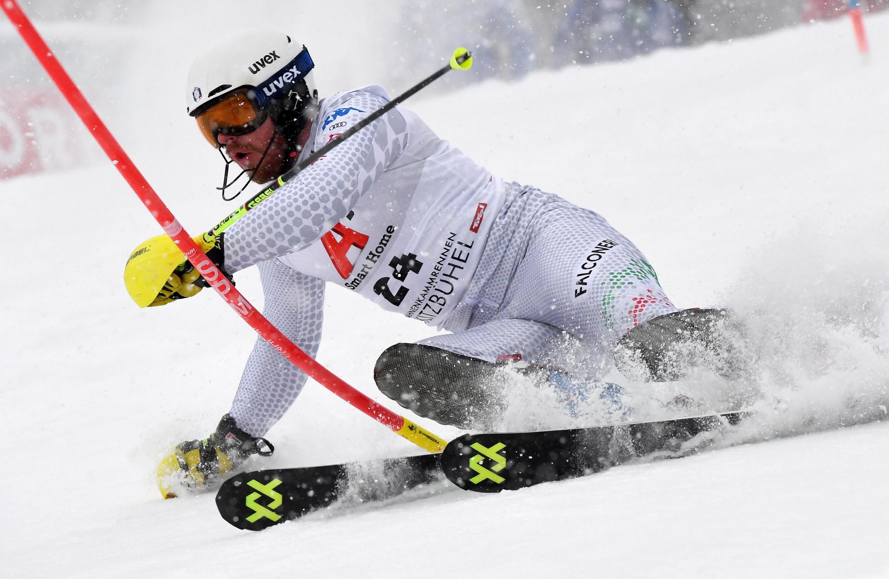 Il campione reggiano Giuliano Razzoli