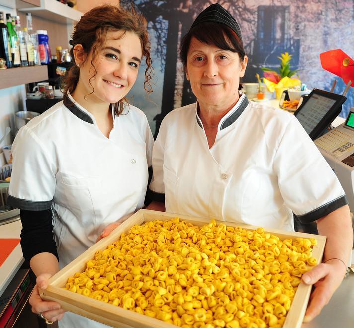 Carpi. Dionisio, il tempio del tortellino con clienti anche da Bologna 