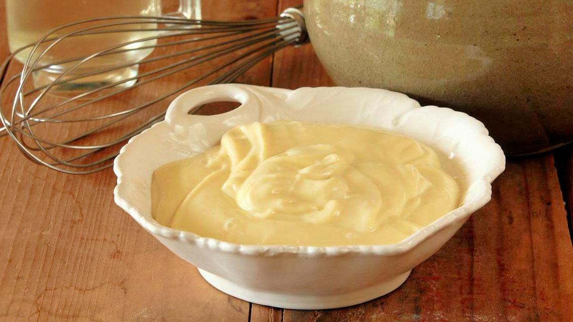 Tutti pazzi per la maionese C’è chi la usa anche per fare torte!