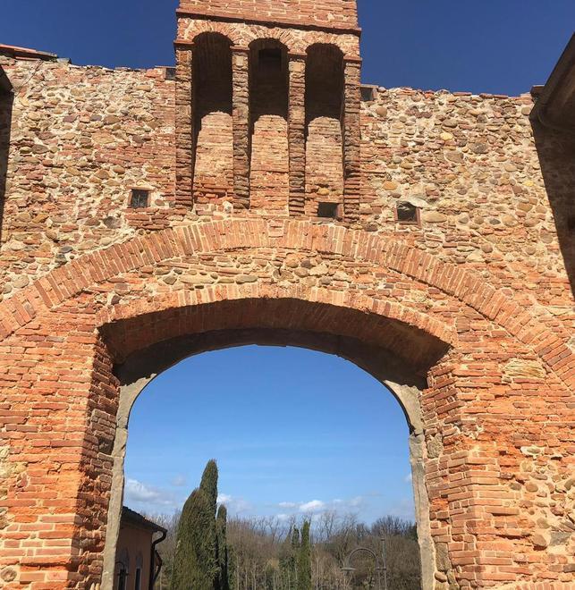 Restauro terminato per Porta dei Mariani