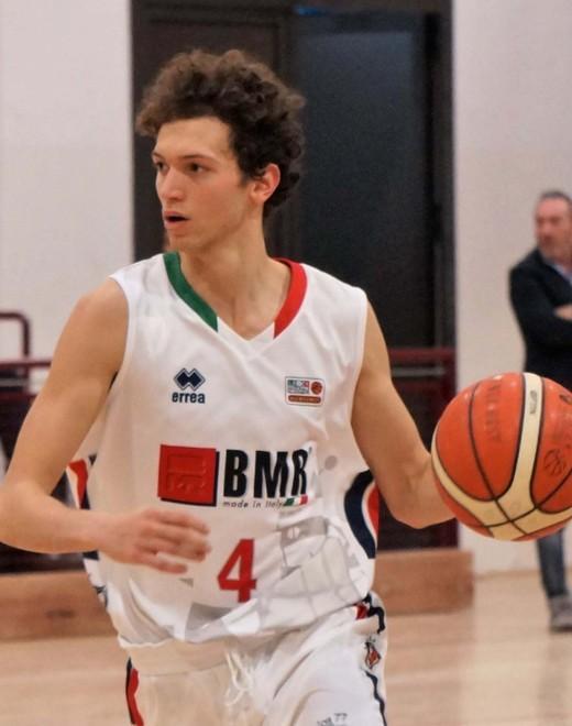 Alle 18 al pala Regnani la Bmr prova a sgambettare l’imponente Urania