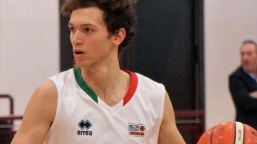 Alle 18 al pala Regnani la Bmr prova a sgambettare l’imponente Urania