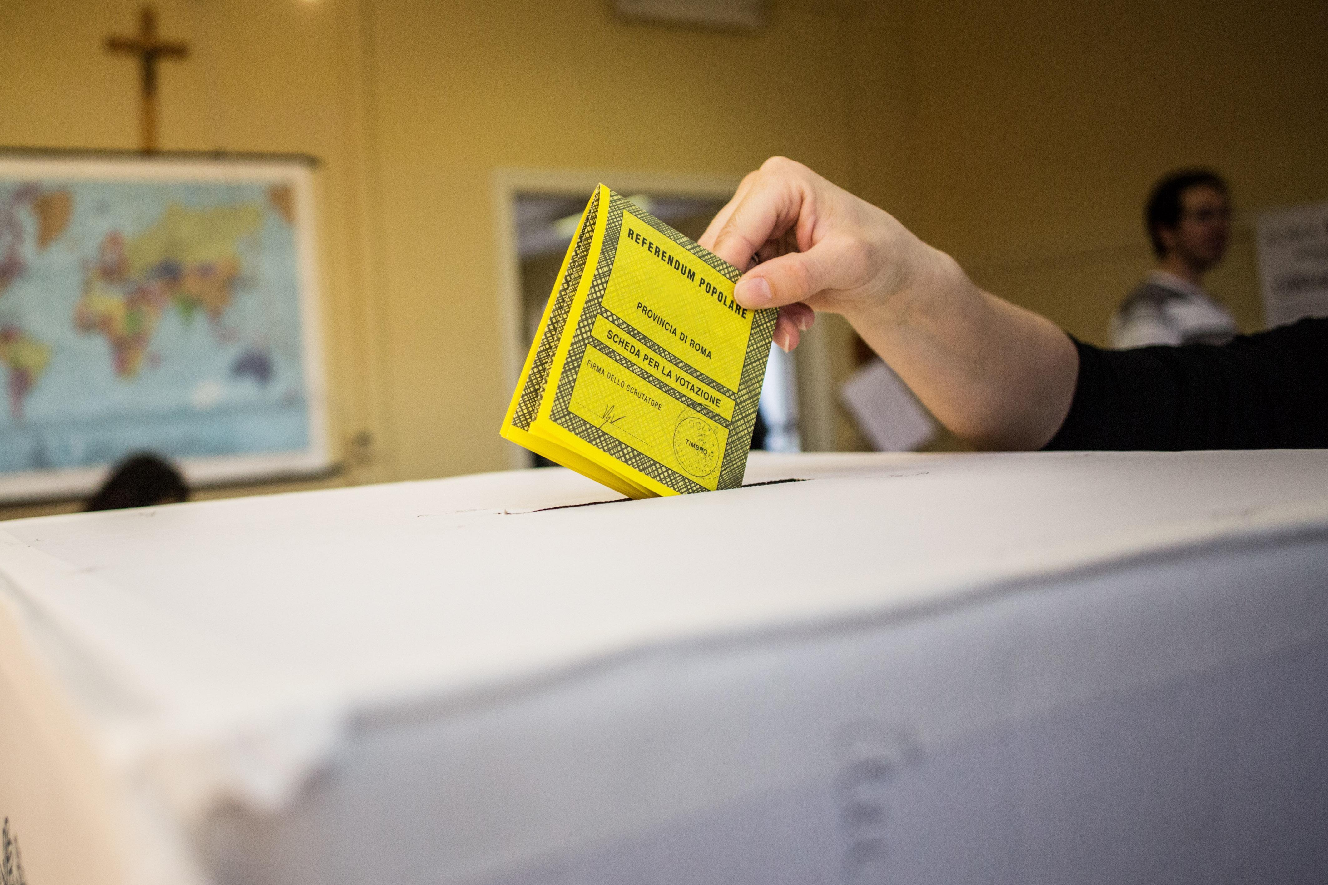 Il Pd vuole resistere all’assedio leghista. M5s terza forza e civici per tutti i gusti 