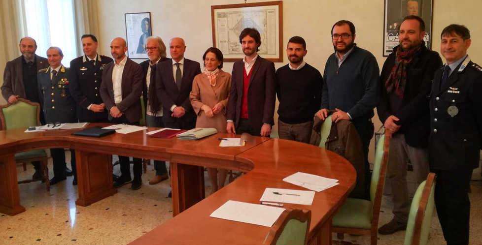 L’incontro con il prefetto Maria Forte per la sottoscrizione del protocollo tra Comuni e forze dell’ordine