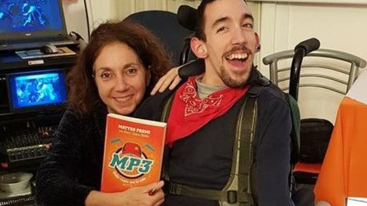 Castelfranco, la sfida di Matteo Giovane scrittore in sedia a rotelle: «Sorrido alla vita»